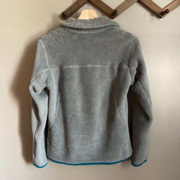 Grey Patagonia Pullover with Turquoise Trim - Picture 2 of 7